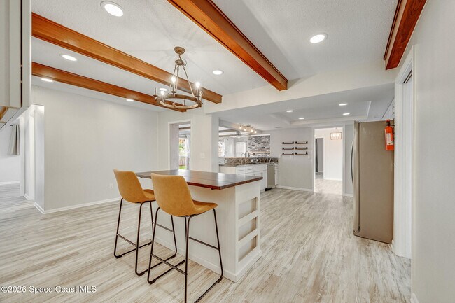 Building Photo - 490 Park Ave