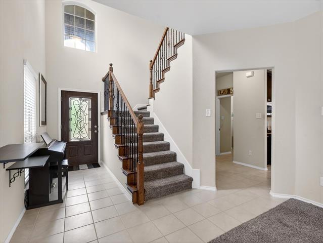 Building Photo - 620 Crowell Dr