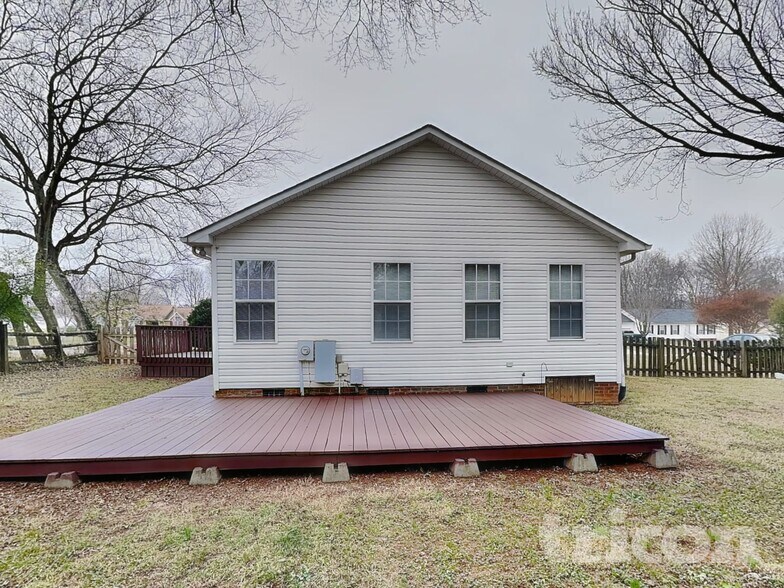 Building Photo - 4112 Zebulon Ave SW