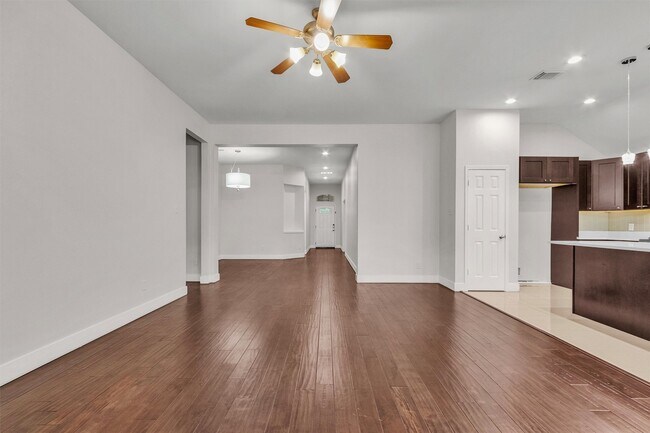 Building Photo - 119 S Star Ridge Cir