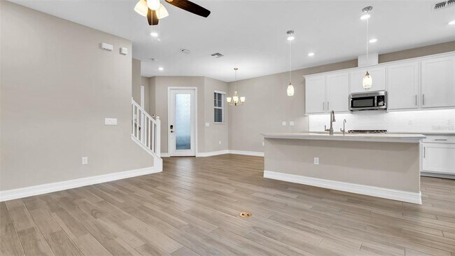 Building Photo - 4653 Ancona Way
