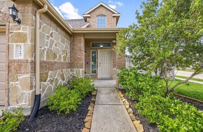 Building Photo - 17147 Devon Dogwood Trail