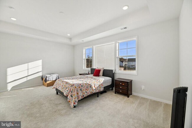 Building Photo - 42051 Night Nurse Cir