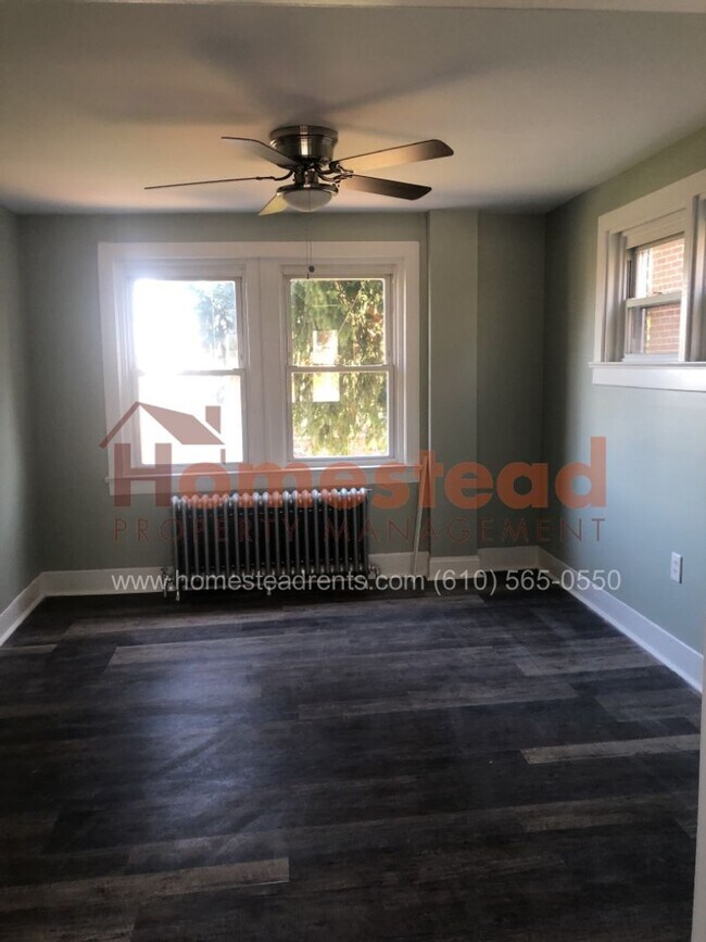 Building Photo - 3 BEDROOM LINWOOD HOME!