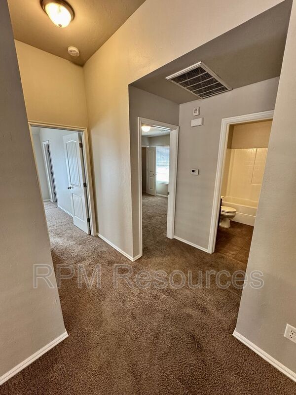 Building Photo - 2432 NW 197th St