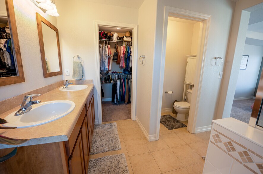 Building Photo - 7047 Whitebark Ln