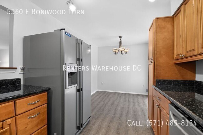 Building Photo - 5560 E Boniwood Turn