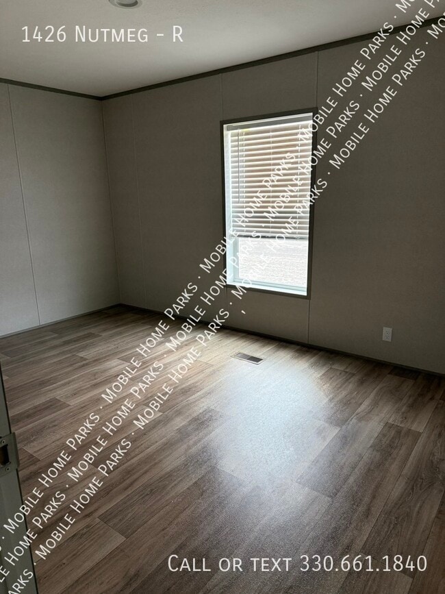 Building Photo - 1426 Nutmeg-R