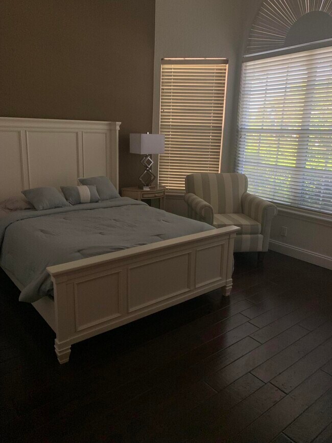 Building Photo - 105 Windward Dr