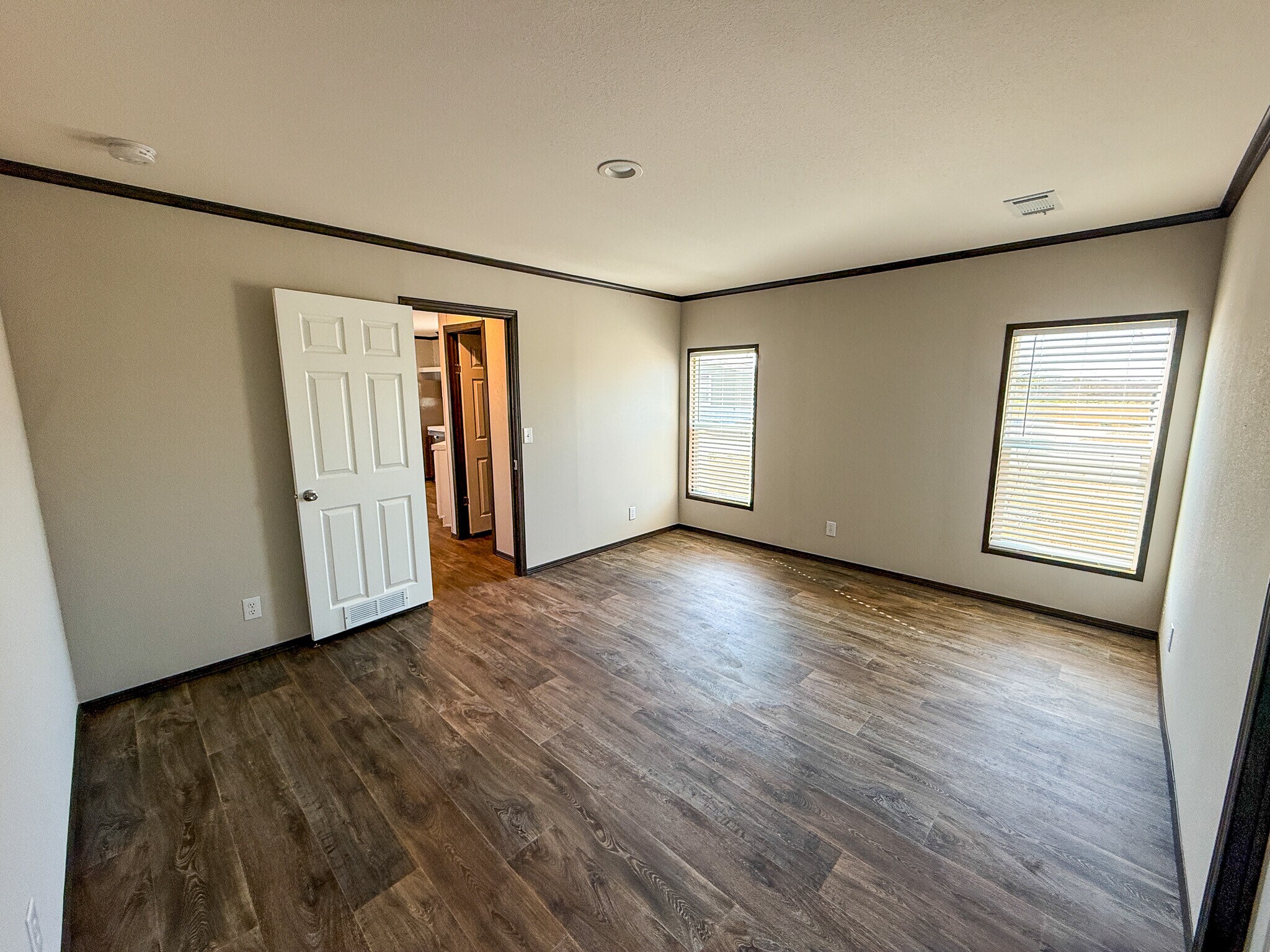 Building Photo - 134 Ponderosa Way