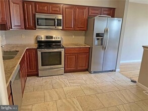Building Photo - 337 Avi Dr
