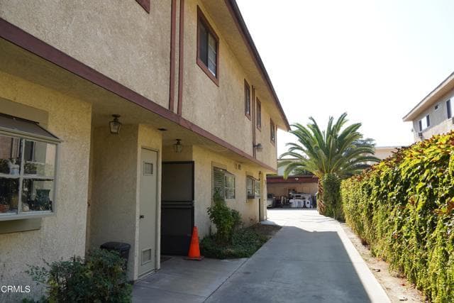 Building Photo - 175 S Allen Ave
