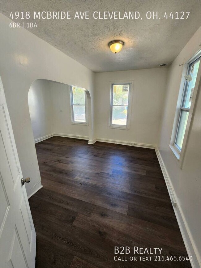 Building Photo - 4918 McBride