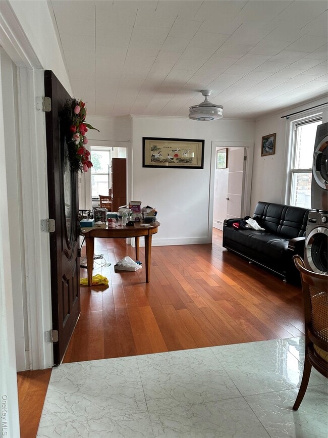 Building Photo - 77-02-77164 164th St