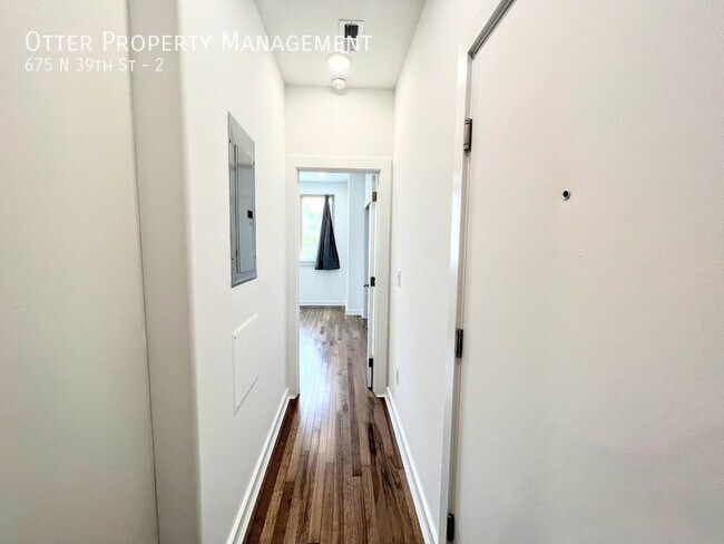 Building Photo - 675 N 39th St