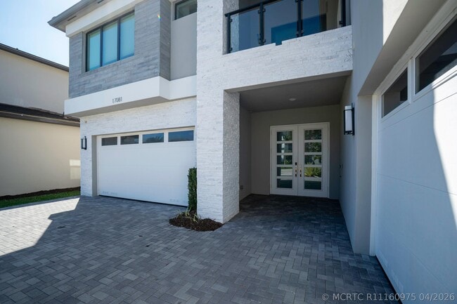 Building Photo - 17081 Five Waters Ave