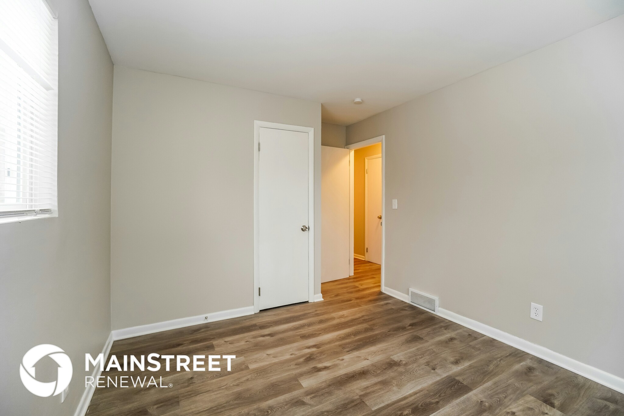 Building Photo - 2832 Azelda St