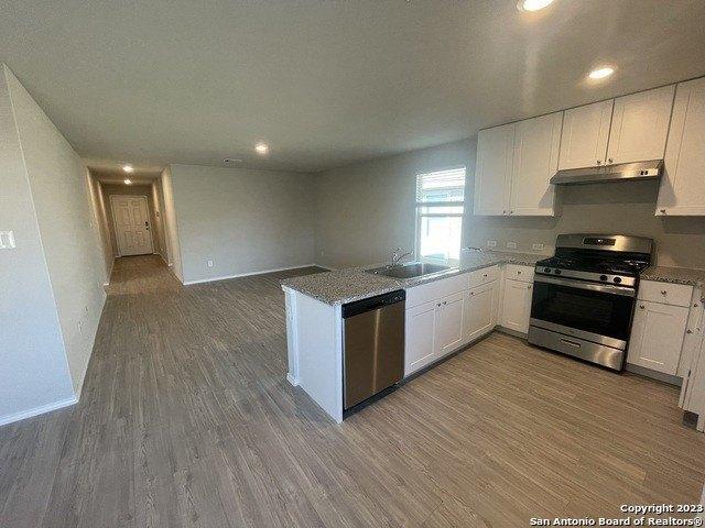 Building Photo - 430 Blue Stem Rd