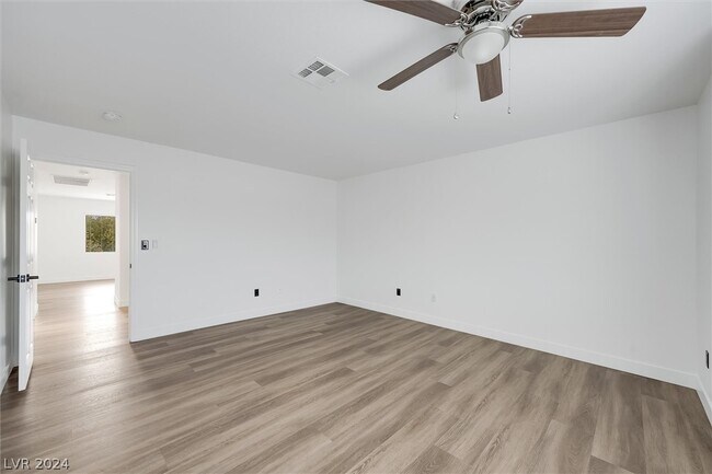 Building Photo - 311 St Augustine Ln