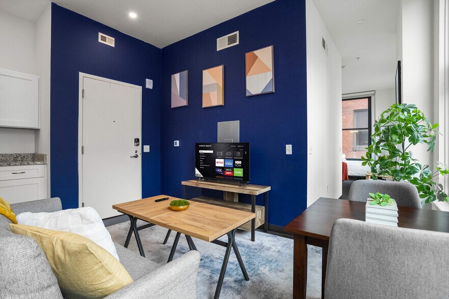 Building Photo - 209 9th St