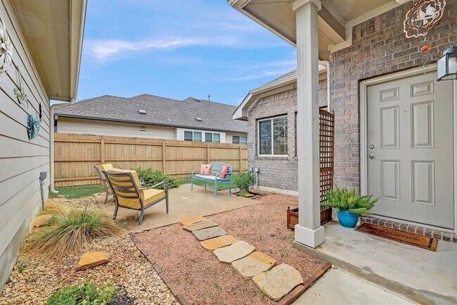 Building Photo - 124 Lasino Dr