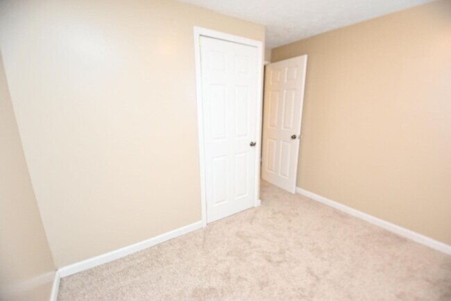 Building Photo - South Bend home for rent
