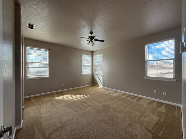 Building Photo - 8258 Lauffer Way