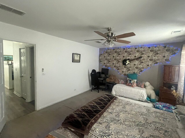 Building Photo - 2062 Peach Tree Ln