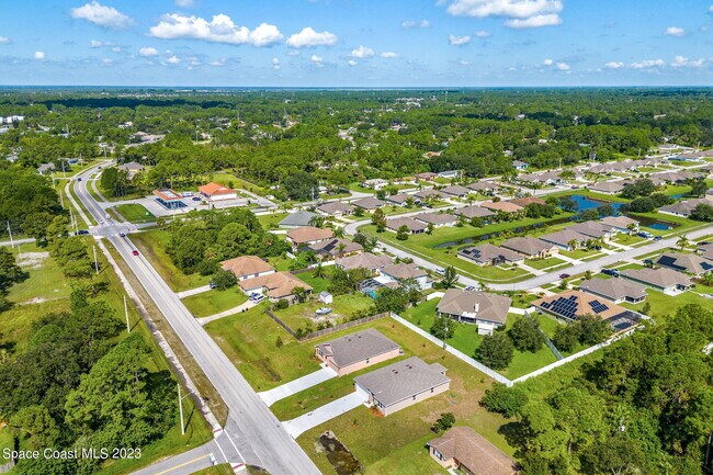 Building Photo - 2309 Jupiter Blvd SW