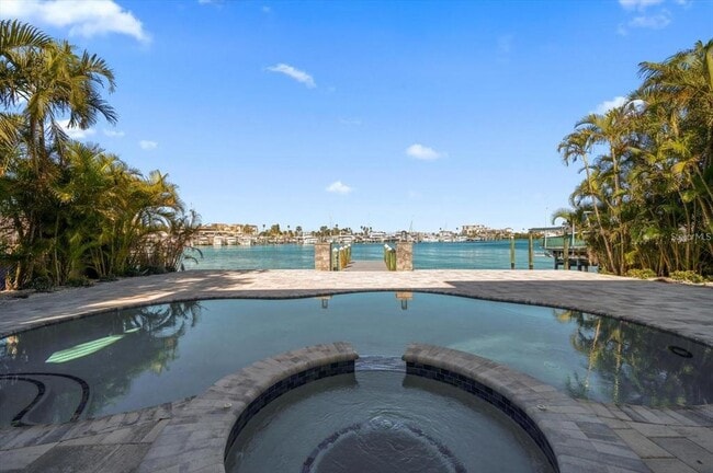 Building Photo - 116 Devon Dr