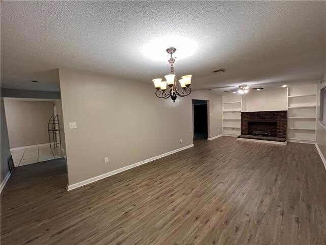 Building Photo - 4853 Metropolitan Dr