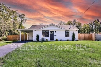 Building Photo - 3601 Keota St