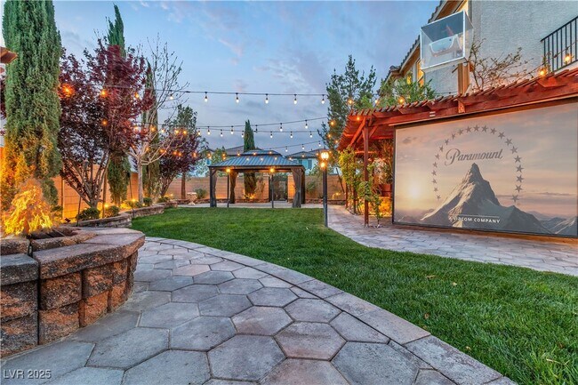 Building Photo - 10988 Wonder Hills St