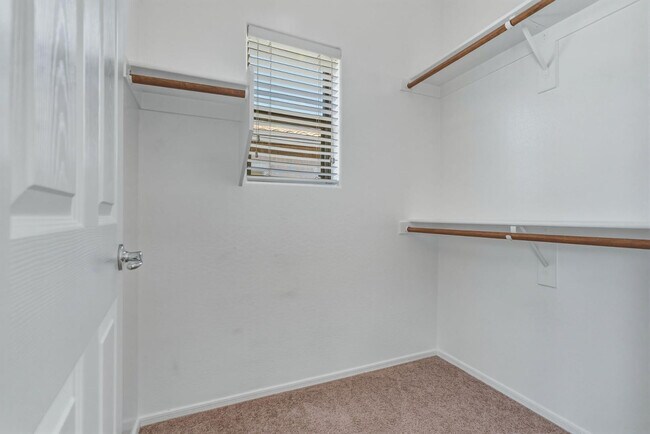Building Photo - 5111 W El Cortez Trail