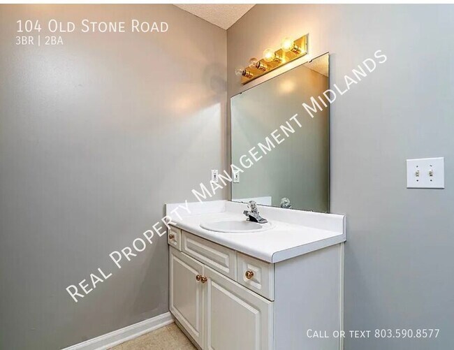 Building Photo - 104 Old Stone Rd