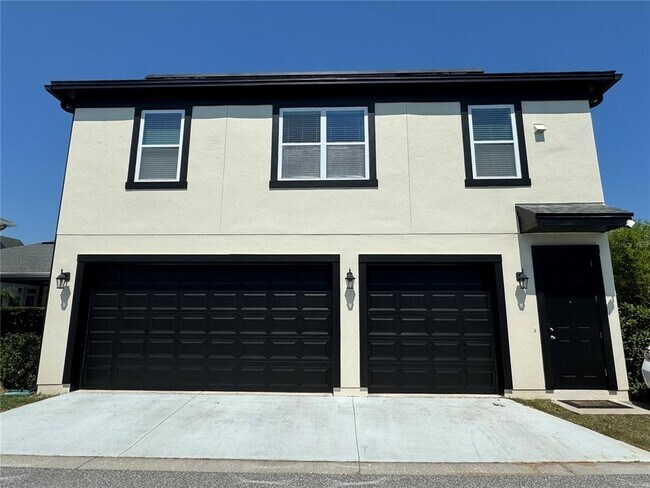 Building Photo - 13153 Lessing Ave