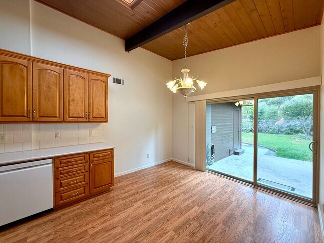 Building Photo - Bay Park Beauty | 3BD/2BA with Canyon Views & Lush Grounds