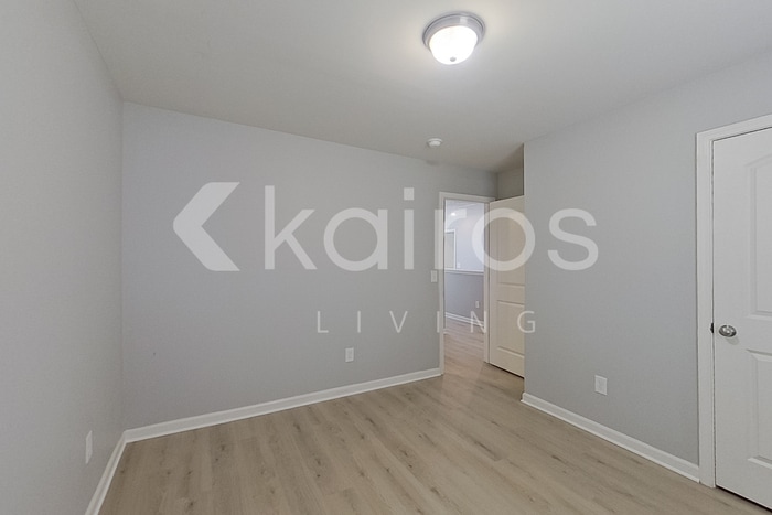 Building Photo - 2476 Whirlwind Ln