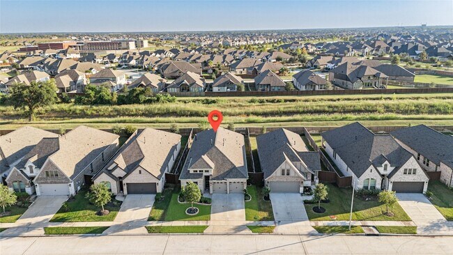 Building Photo - 5030 Morrison Dr