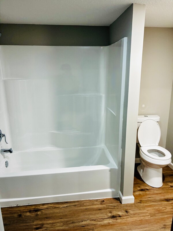 Building Photo - 6724 N Garfield Ave