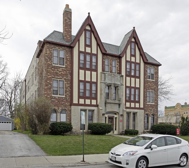 Marion Manor 1809 E Marion St Milwaukee WI 53211 Apartment Finder