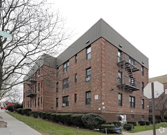 Building Photo - Astoria Terrace Gardens