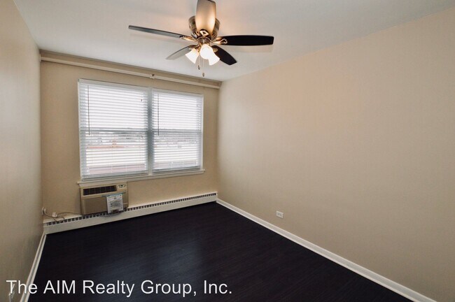 Building Photo - 800 Ogden Ave