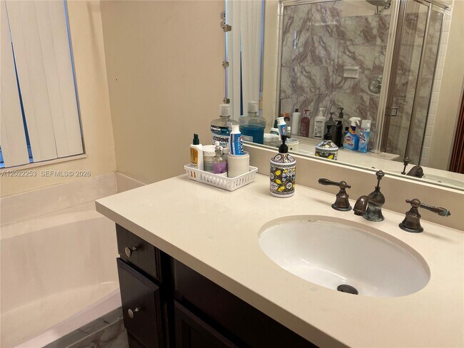 Building Photo - 1144 Fairfield Meadows Dr