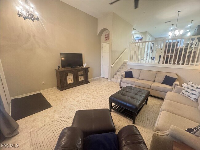 Building Photo - 11901 Izarra Way