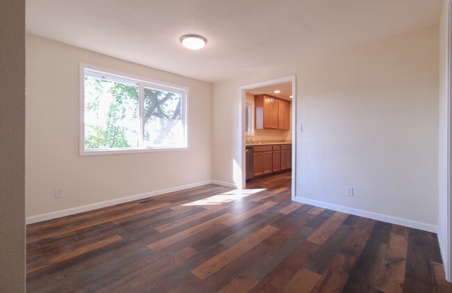 Building Photo - 2670 Fijian Way