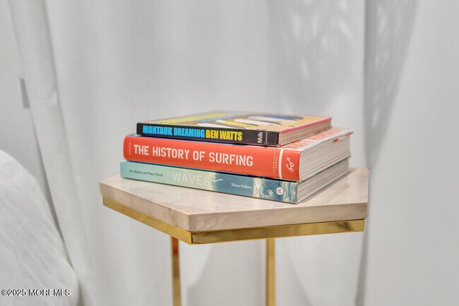 Building Photo - 985 Ocean Ave