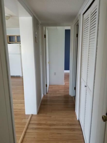 Building Photo - 33682 Briar Ct S