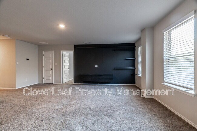 Building Photo - 5043 Segovia Way