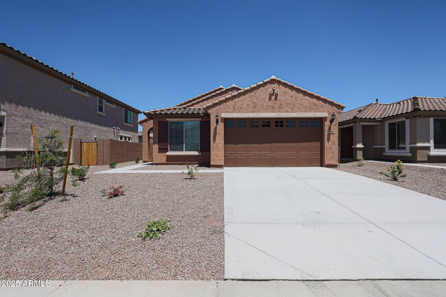 Primary Photo - 7168 W Hedge Hog Pl